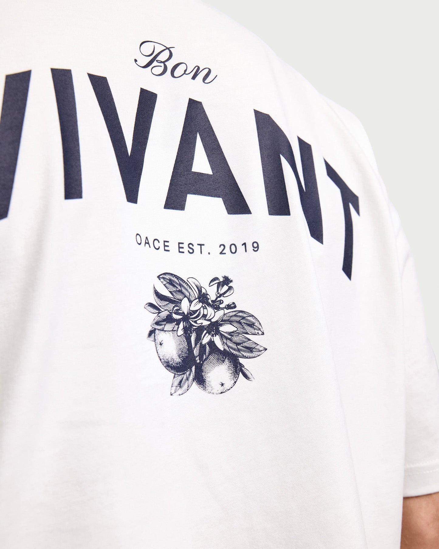 Bon Vivant Oversized T-Shirt - warm white