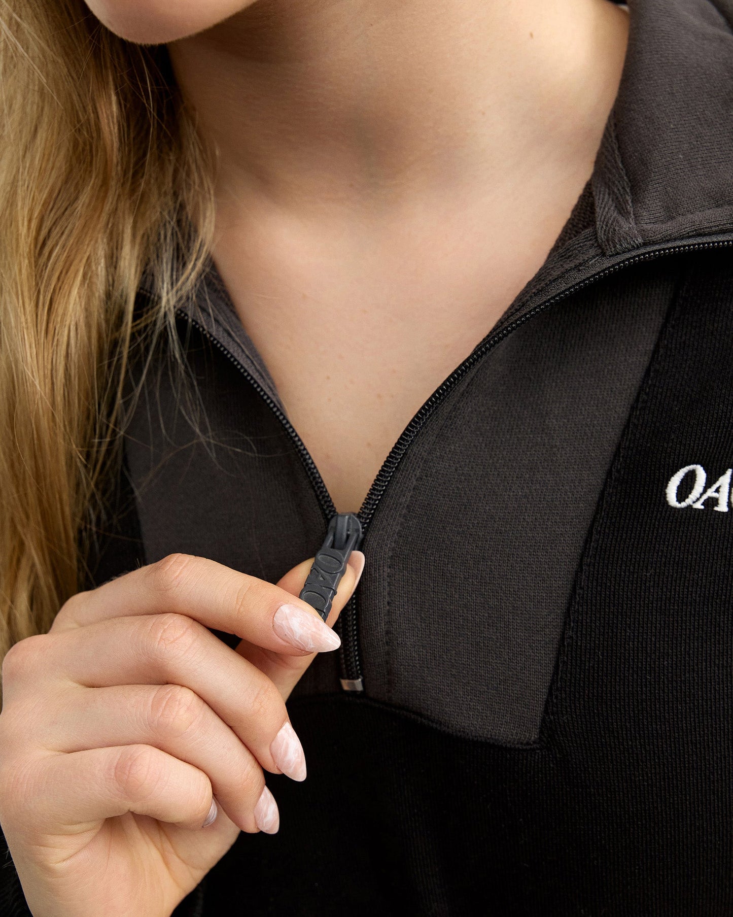 Appearance Shaded Halfzip