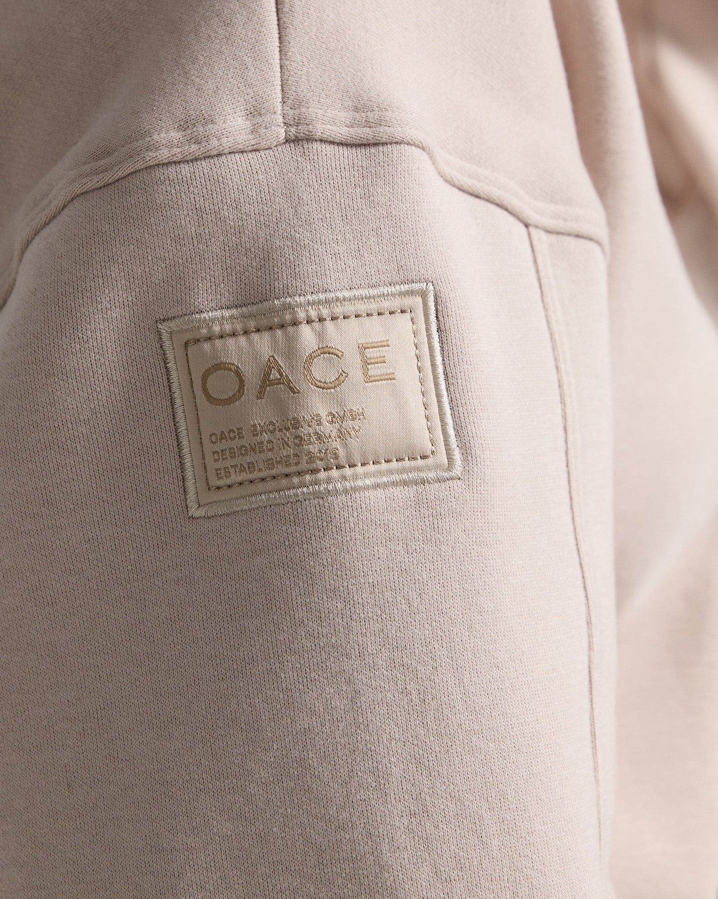 essentials Oversized Zip Jacket Women (Outlet)