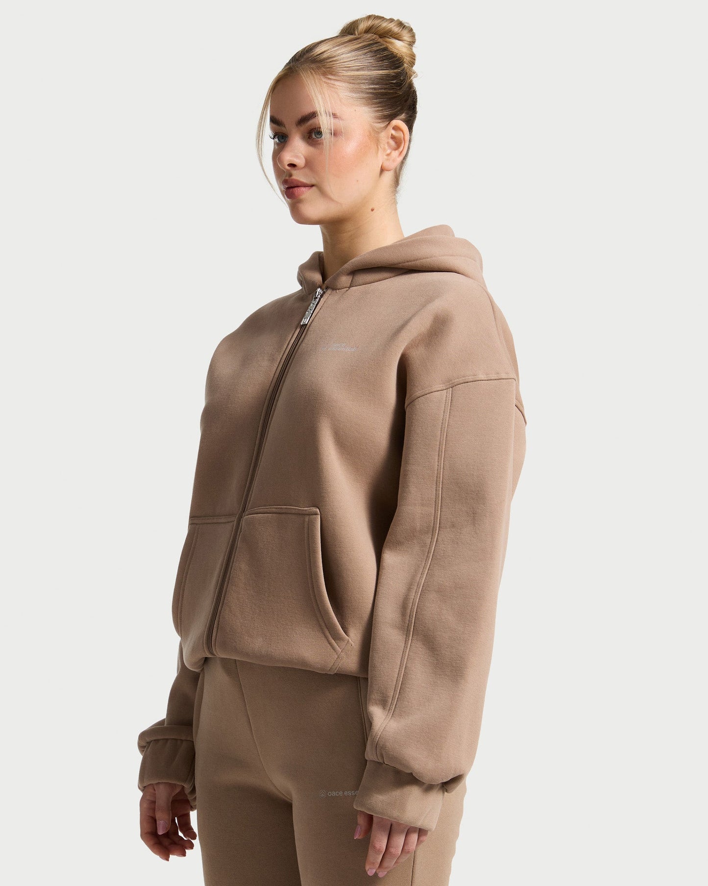 essentials Oversized Zip Jacket Women (Outlet)