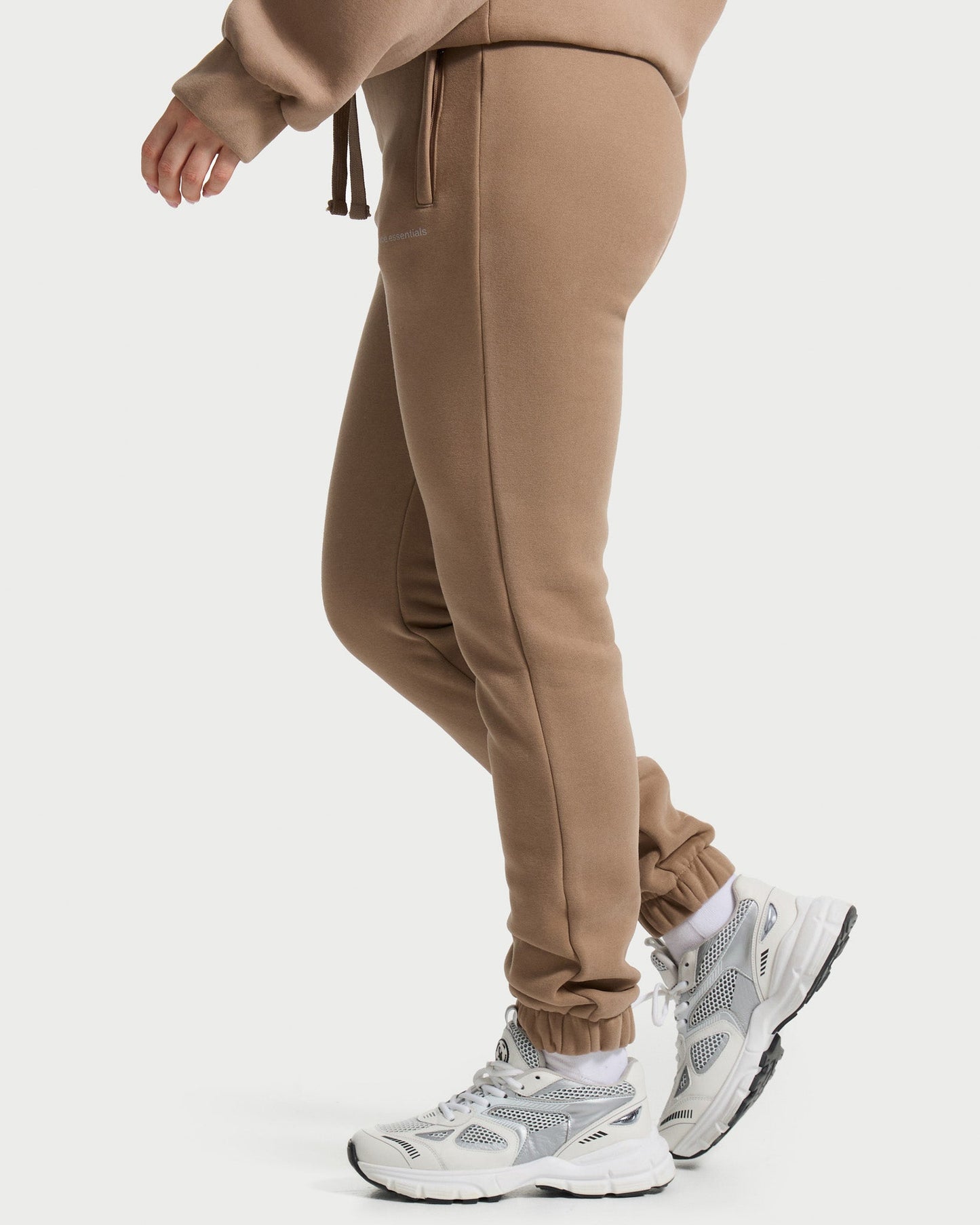 essentials Jogger Women (Outlet)