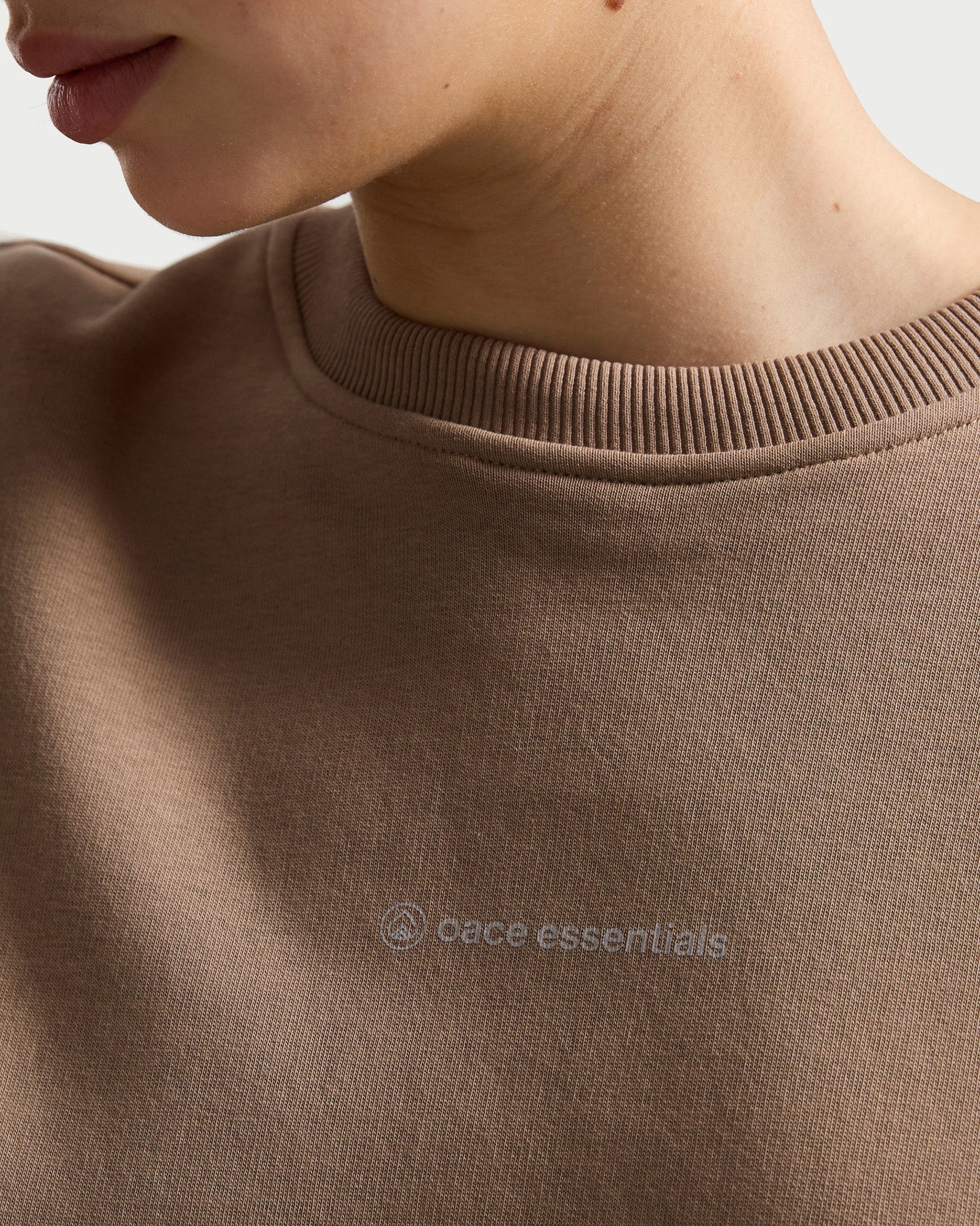 essentials Sweater (Outlet)