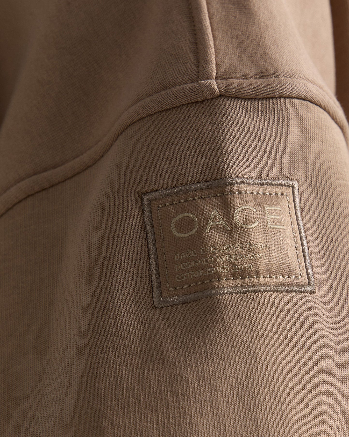 essentials Sweater (Outlet)