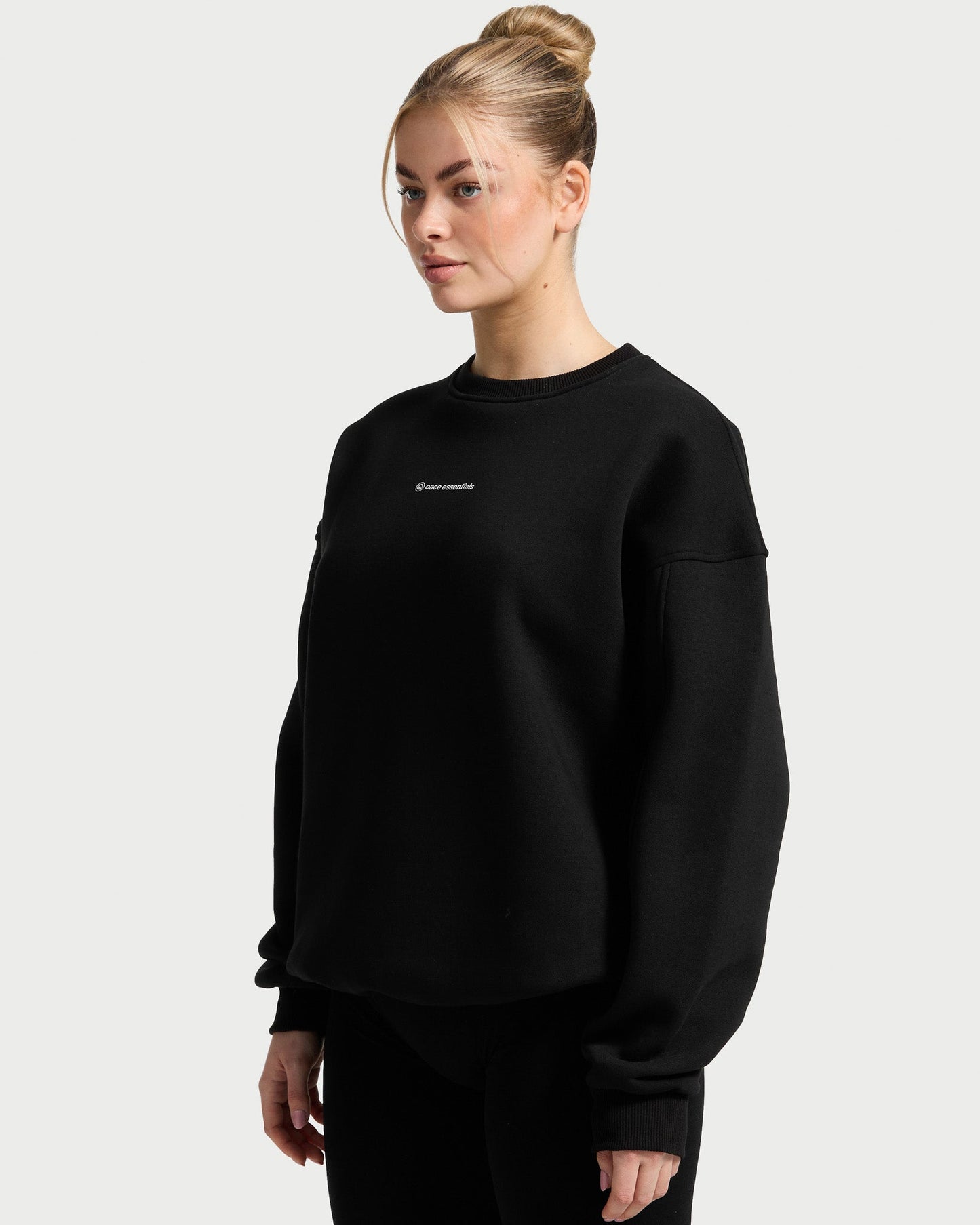 essentials Sweater (Outlet)