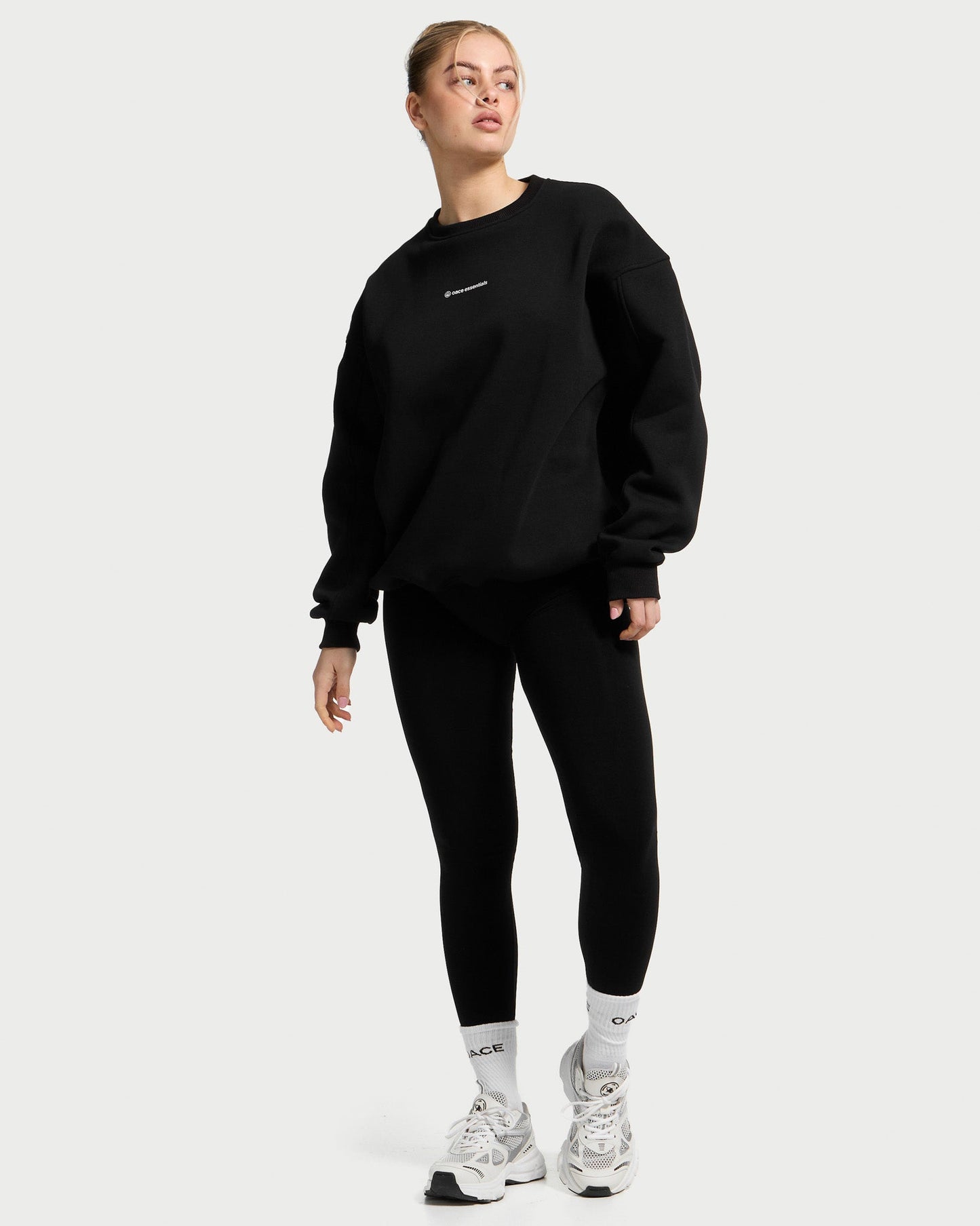 essentials Sweater (Outlet)