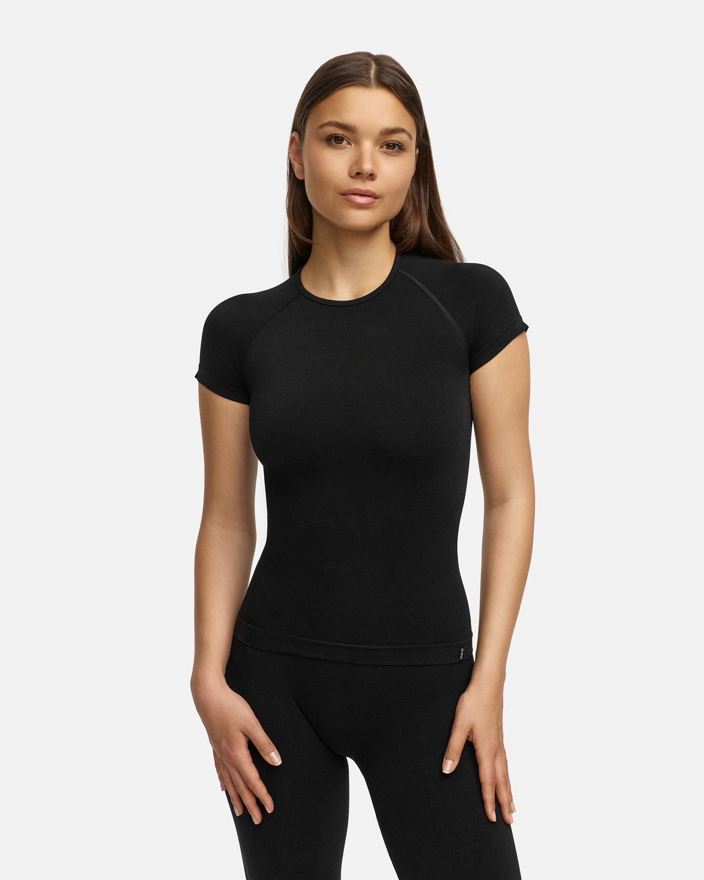 Basic Seamless T-Shirt
