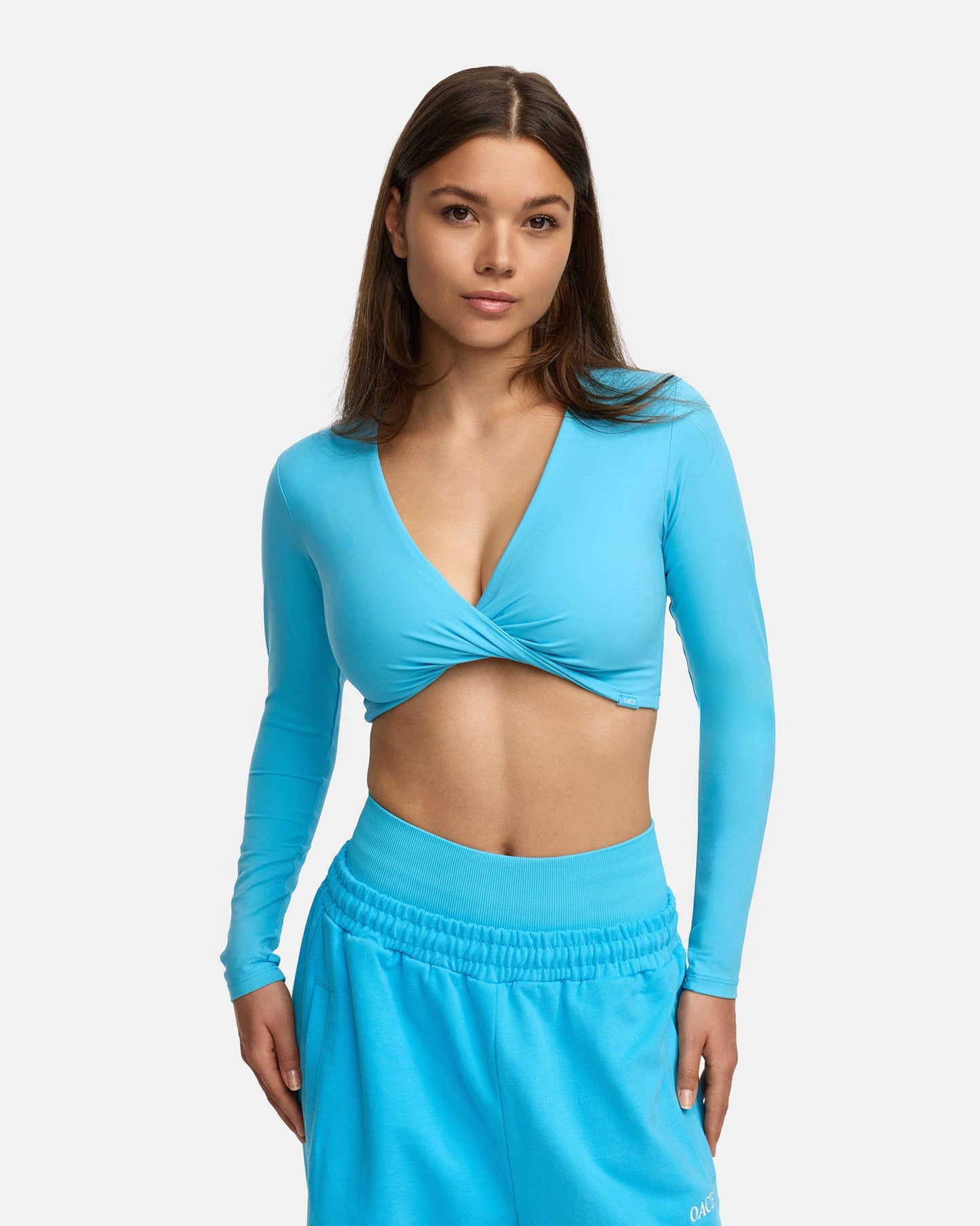 Twisted Nylon Longsleeve (Outlet)