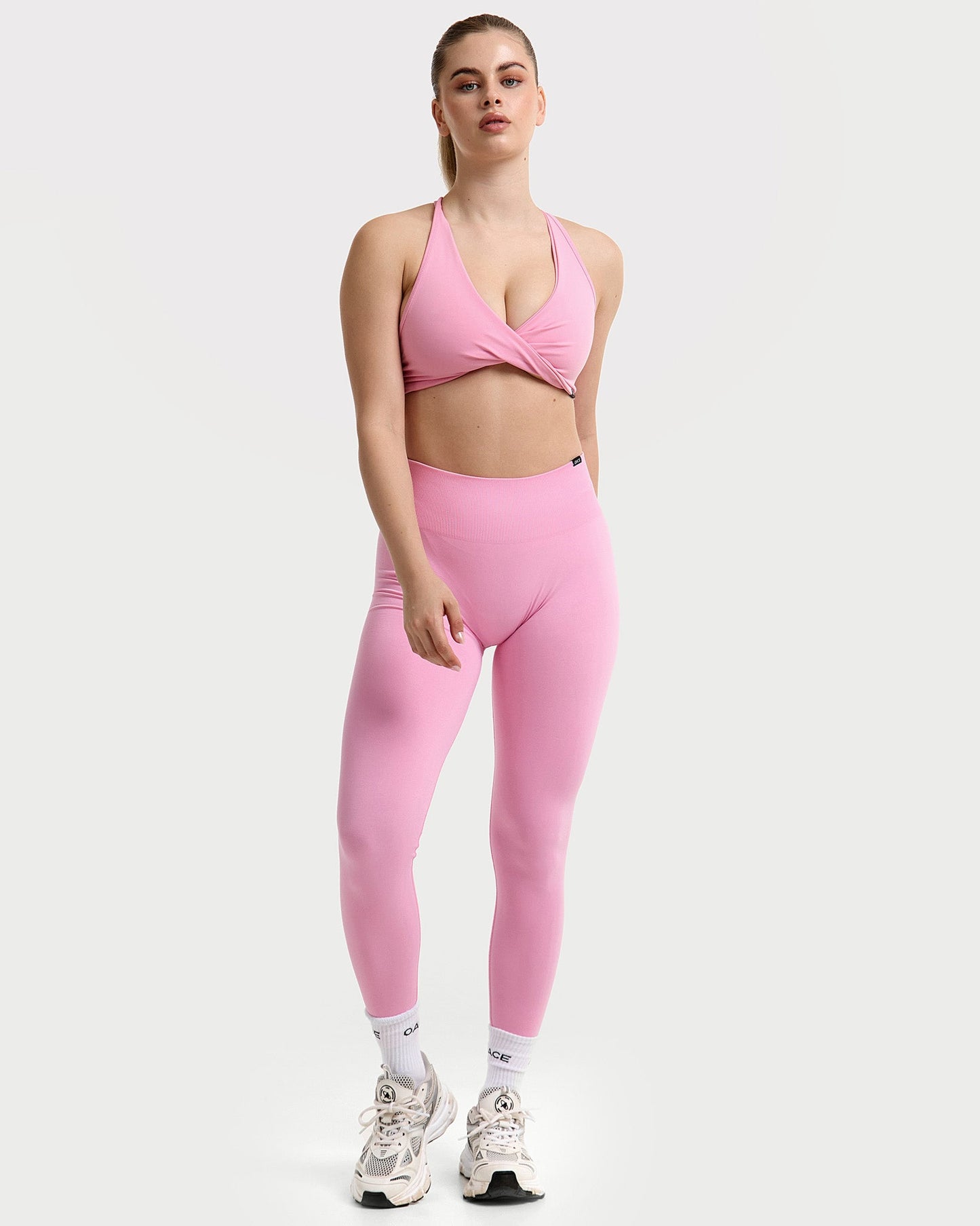 Appearance Twisted Nylon Bra (Outlet)