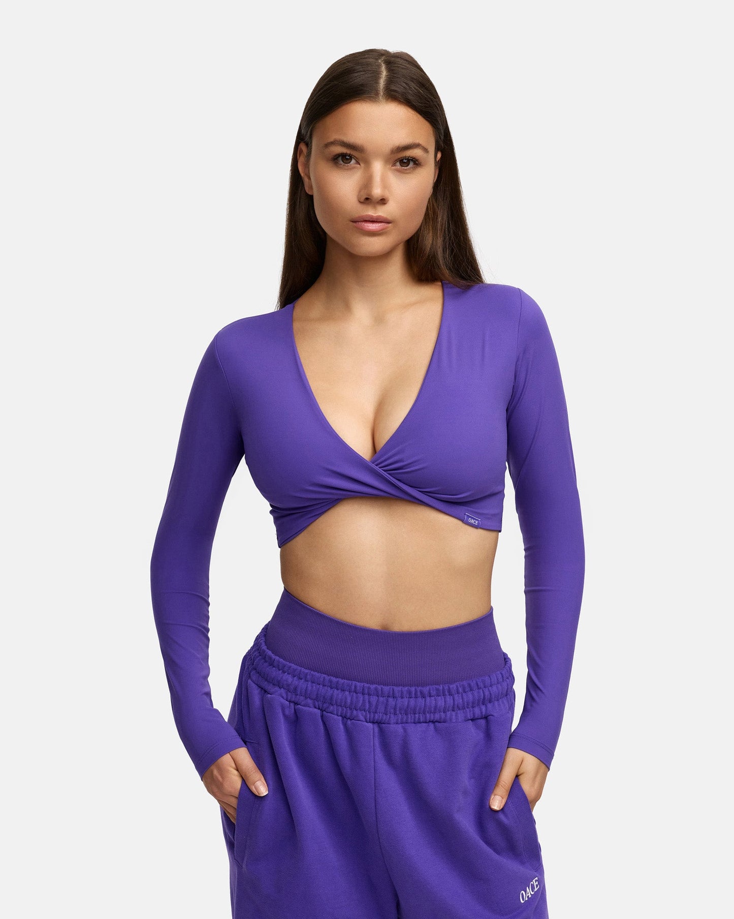 Twisted Nylon Longsleeve (Outlet)