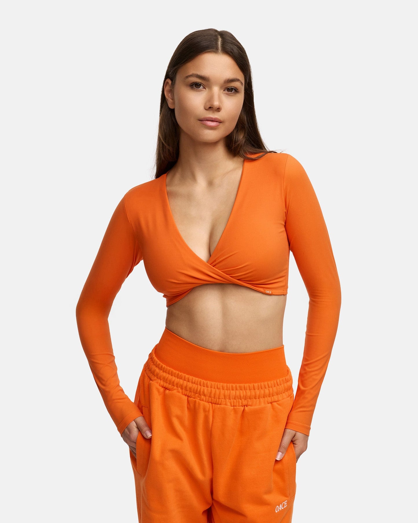 Twisted Nylon Longsleeve (Outlet)