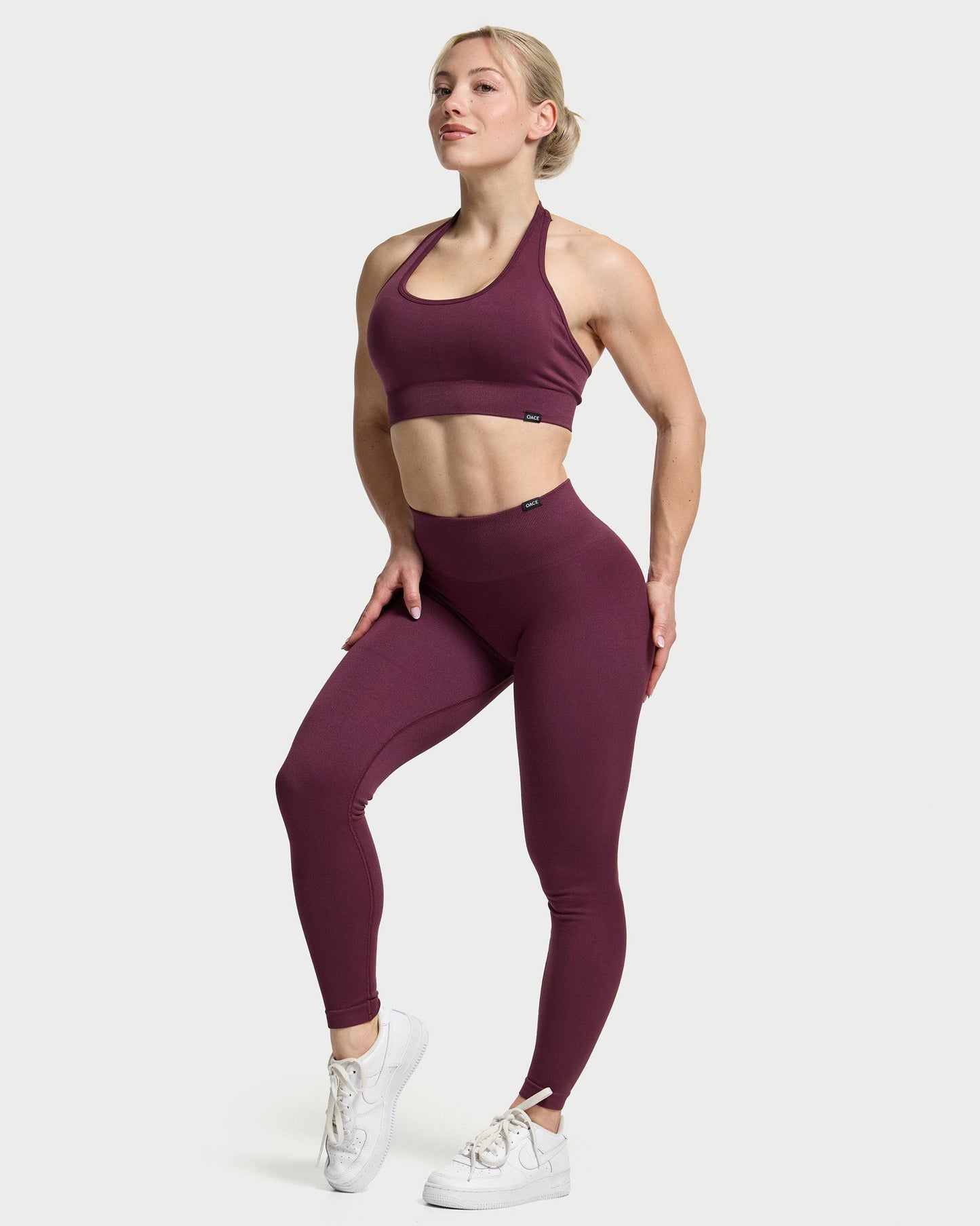 Comfort Seamless Neckholder Bra (Outlet)