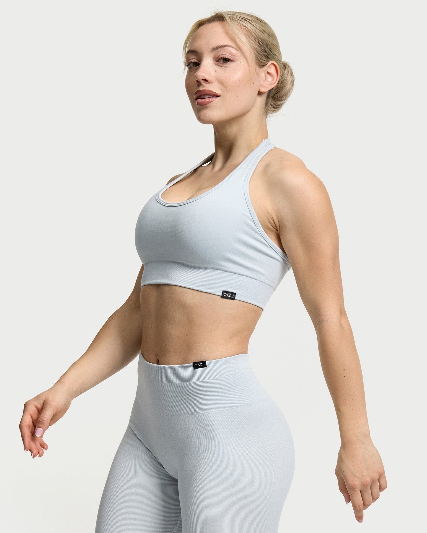 Comfort Seamless Neckholder Bra (Outlet)