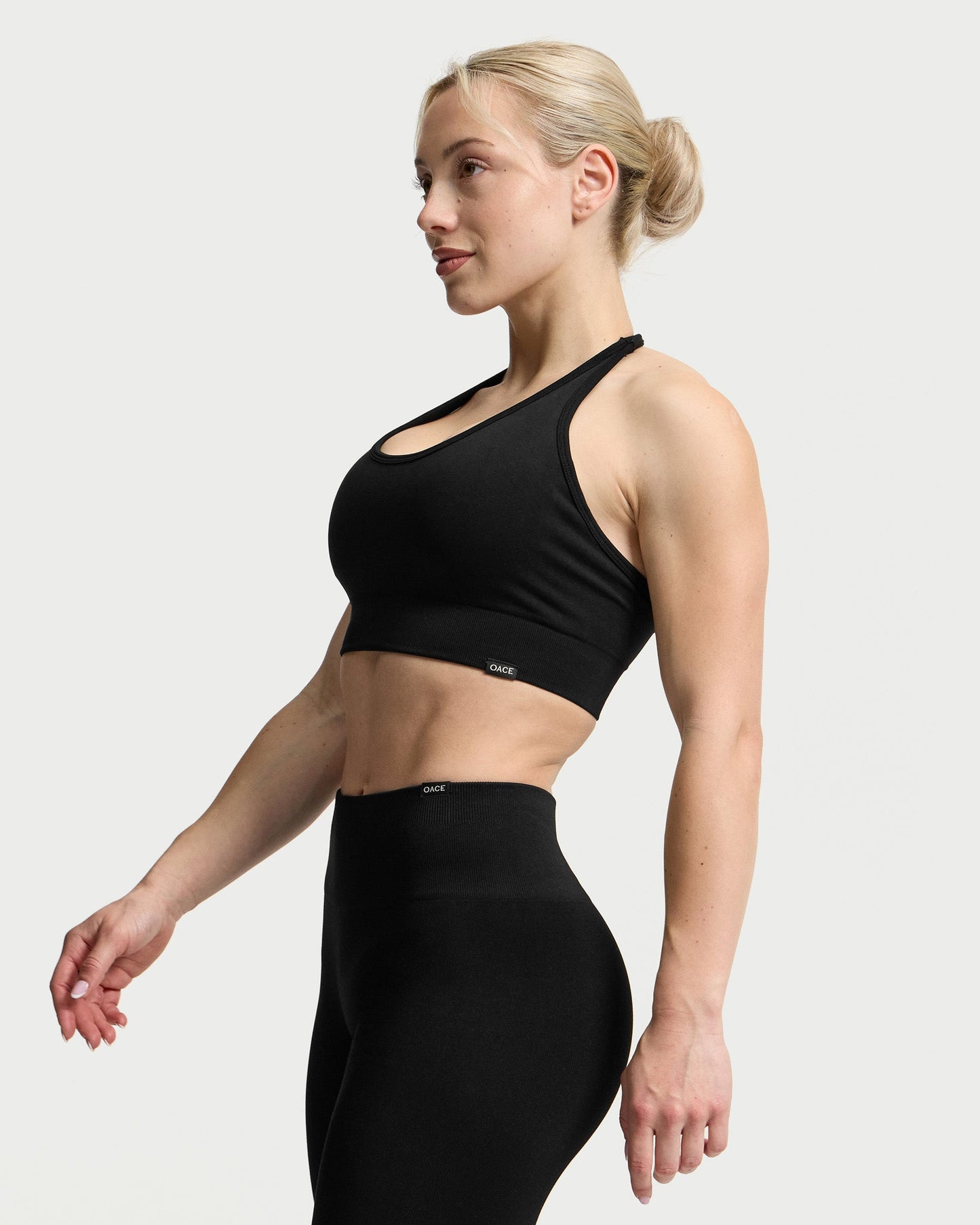 Comfort Seamless Neckholder Bra (Outlet)