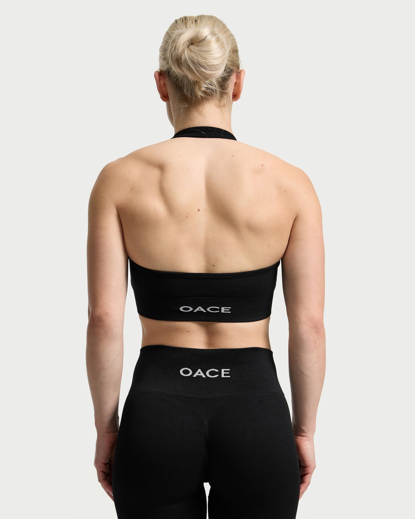 Comfort Seamless Neckholder Bra (Outlet)