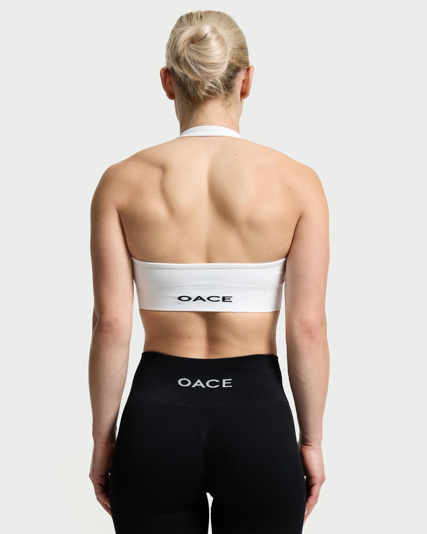 Comfort Seamless Neckholder Bra (Outlet)