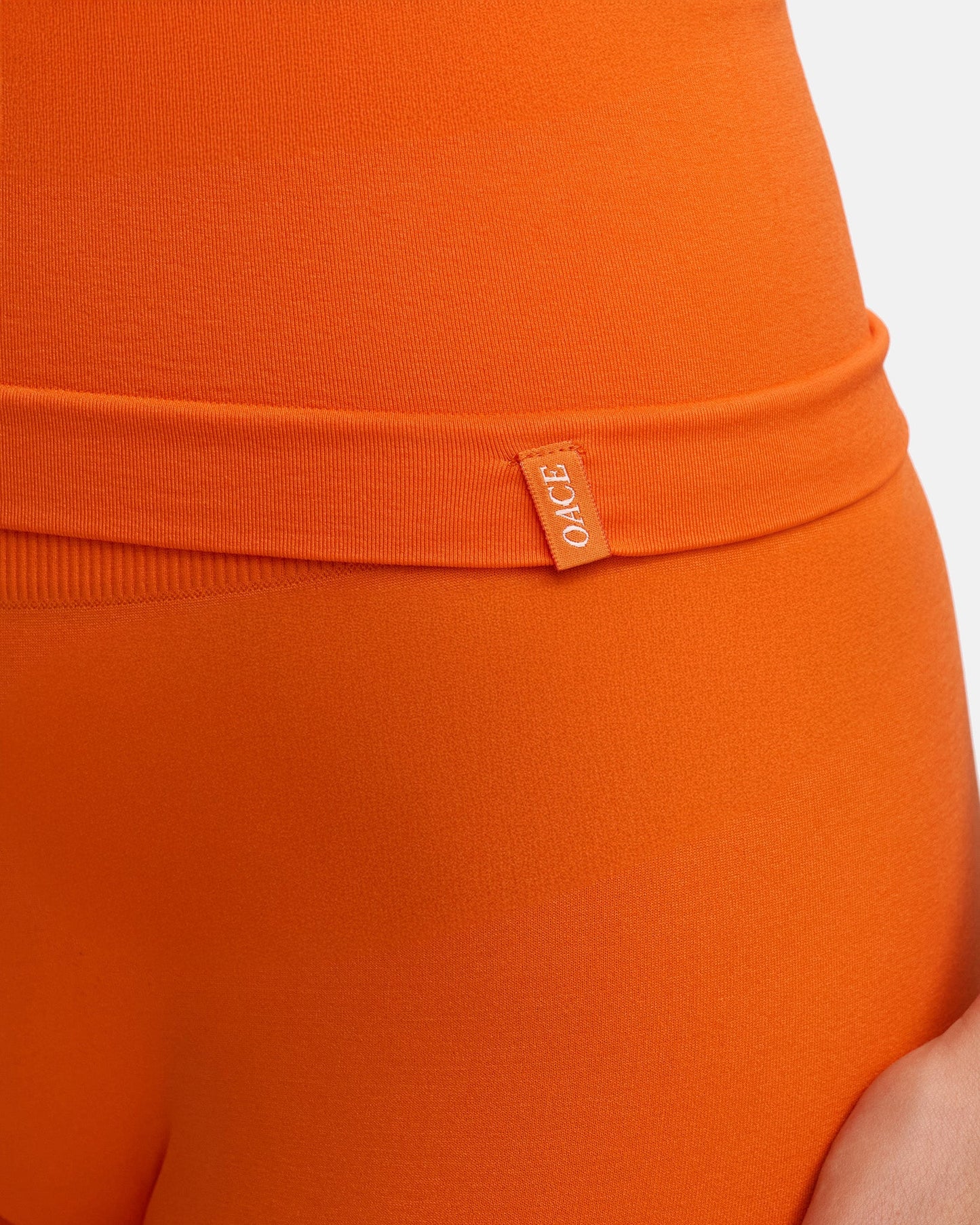 Basic Seamless T-Shirt (Outlet)