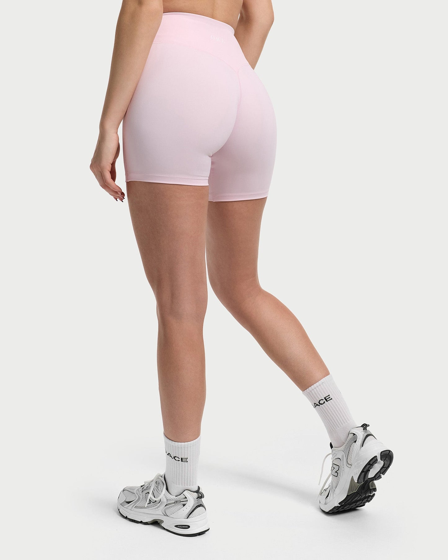 Aura Nylon Shorts (Outlet)