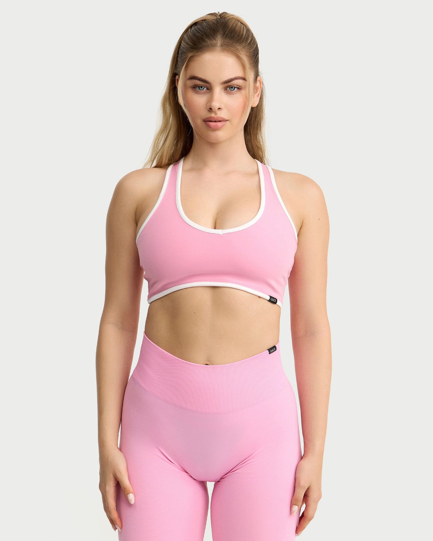 Appearance Outlined Nylon Bra (Outlet)