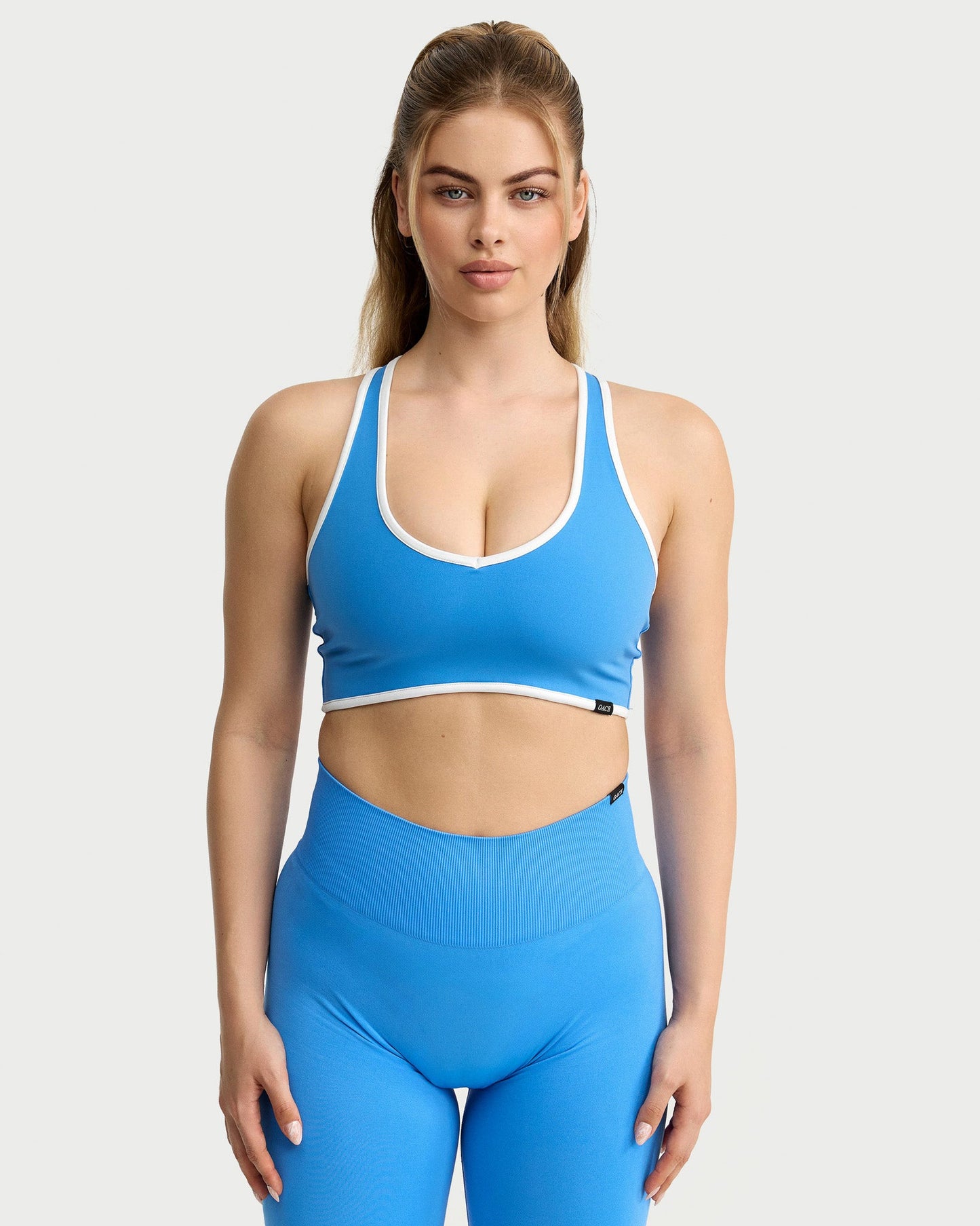 Appearance Outlined Nylon Bra (Outlet)