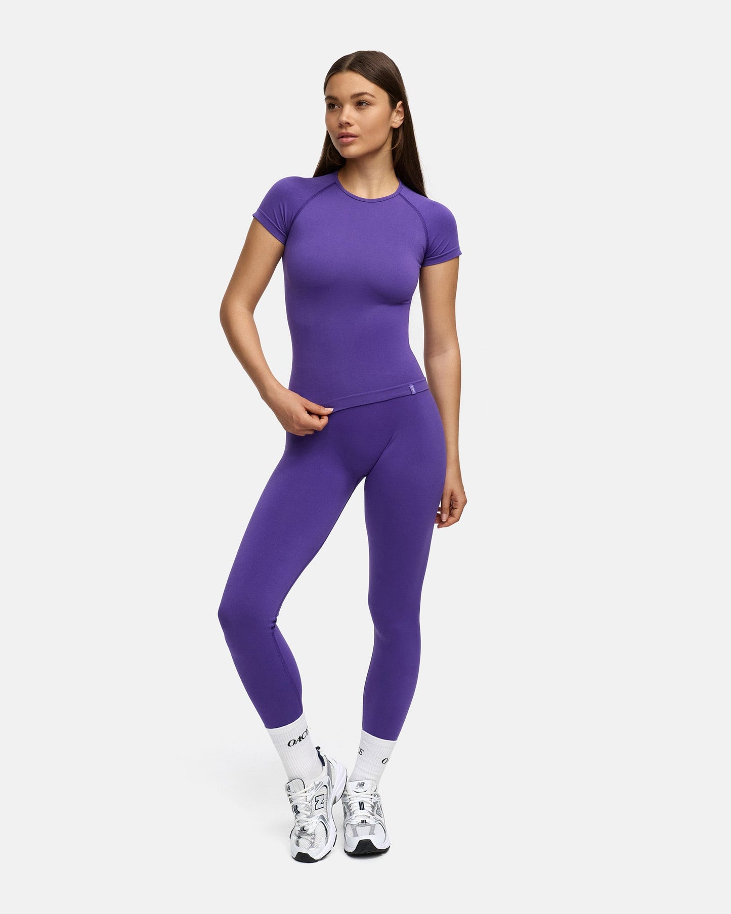 Basic Seamless T-Shirt (Outlet)