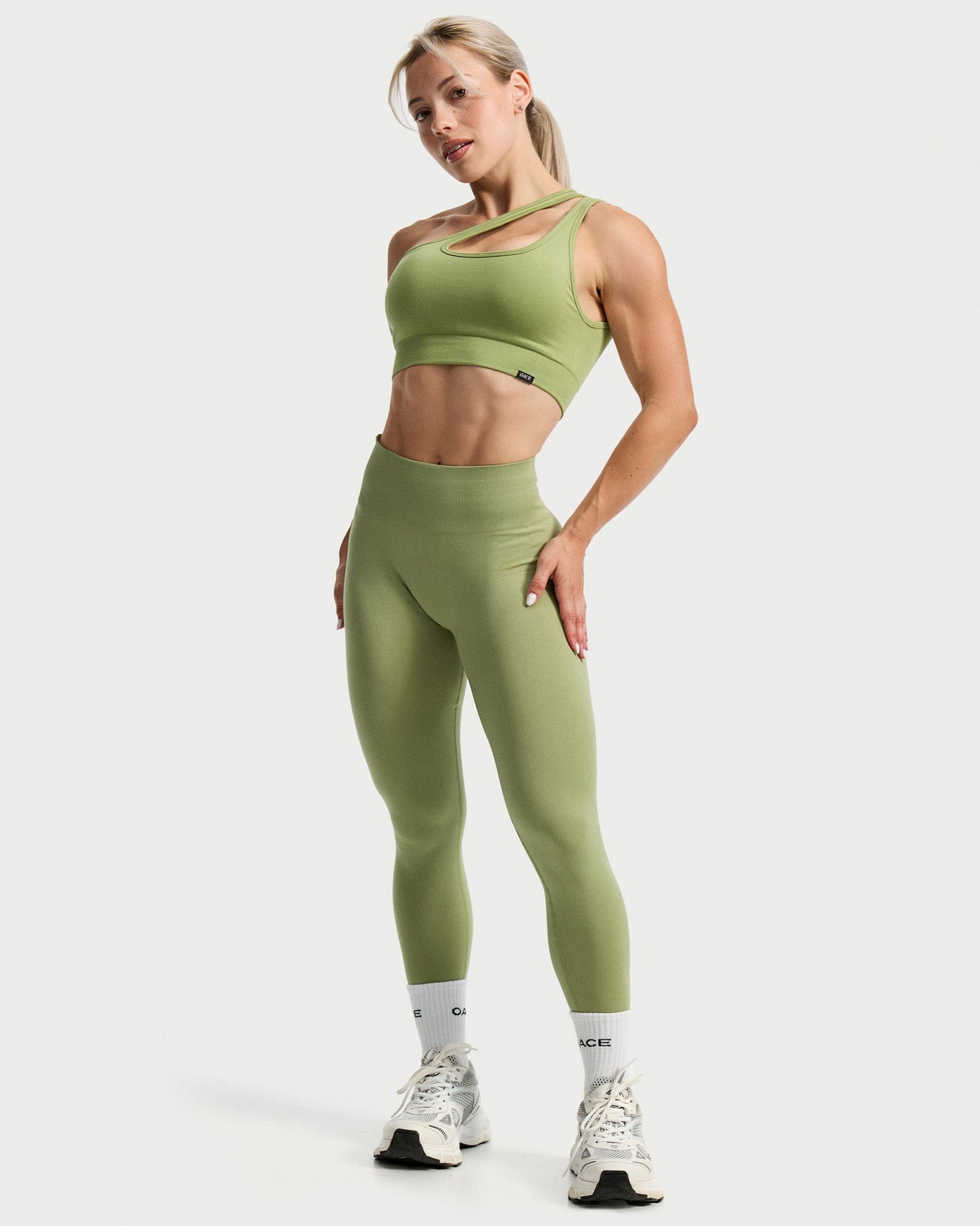 Revolution Pro Leggings (Outlet)