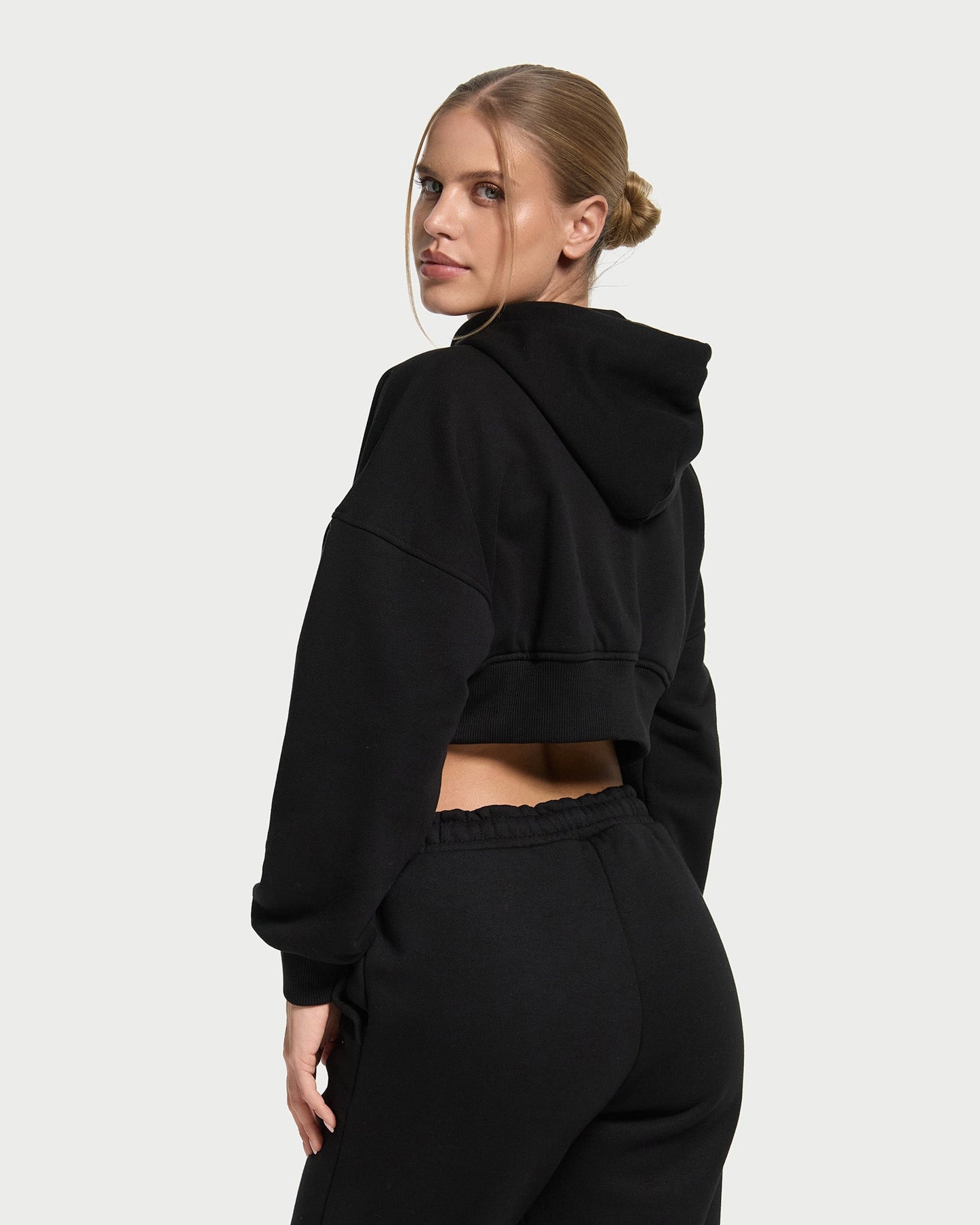 Calm Cropped Zip Jacket