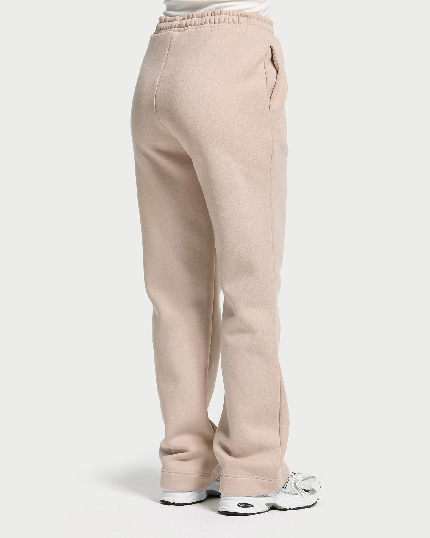 Calm Wide Leg Jogger