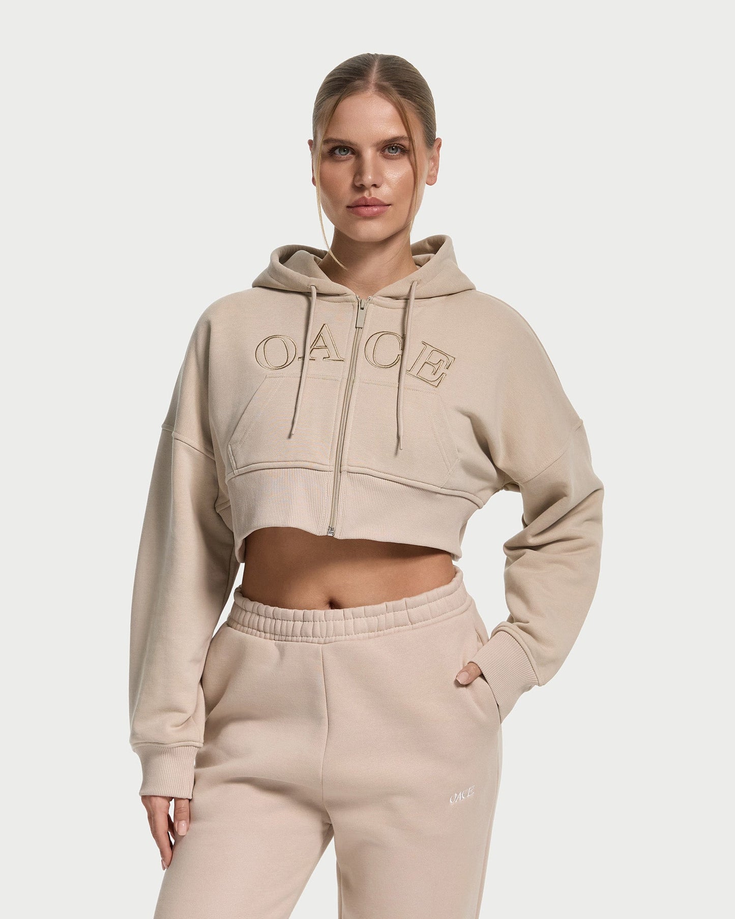 Calm Cropped Zip Jacket