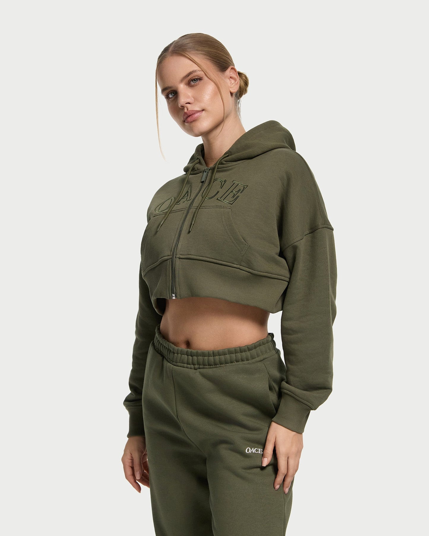 Calm Cropped Zip Jacket