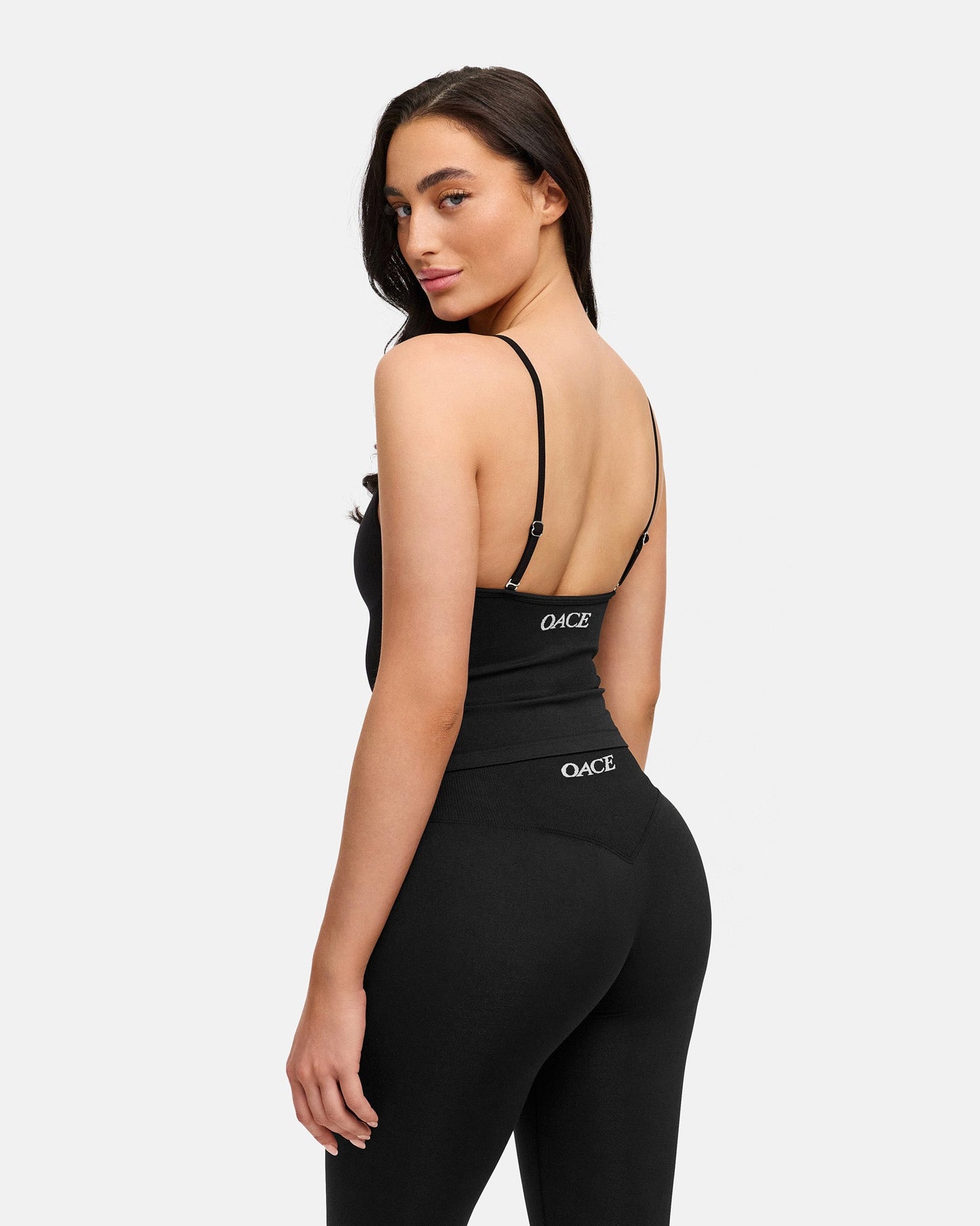 Trust Seamless Adaptable Top