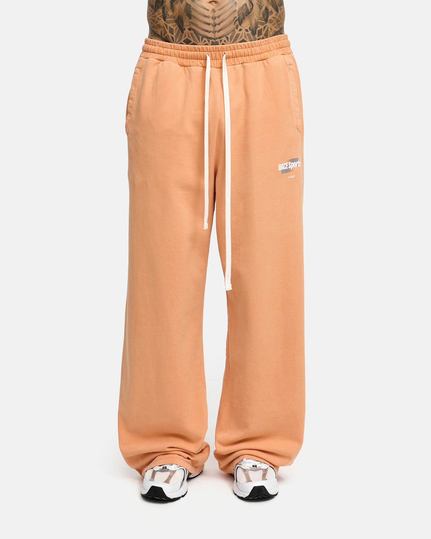 Signature Wide Leg Jogger Men