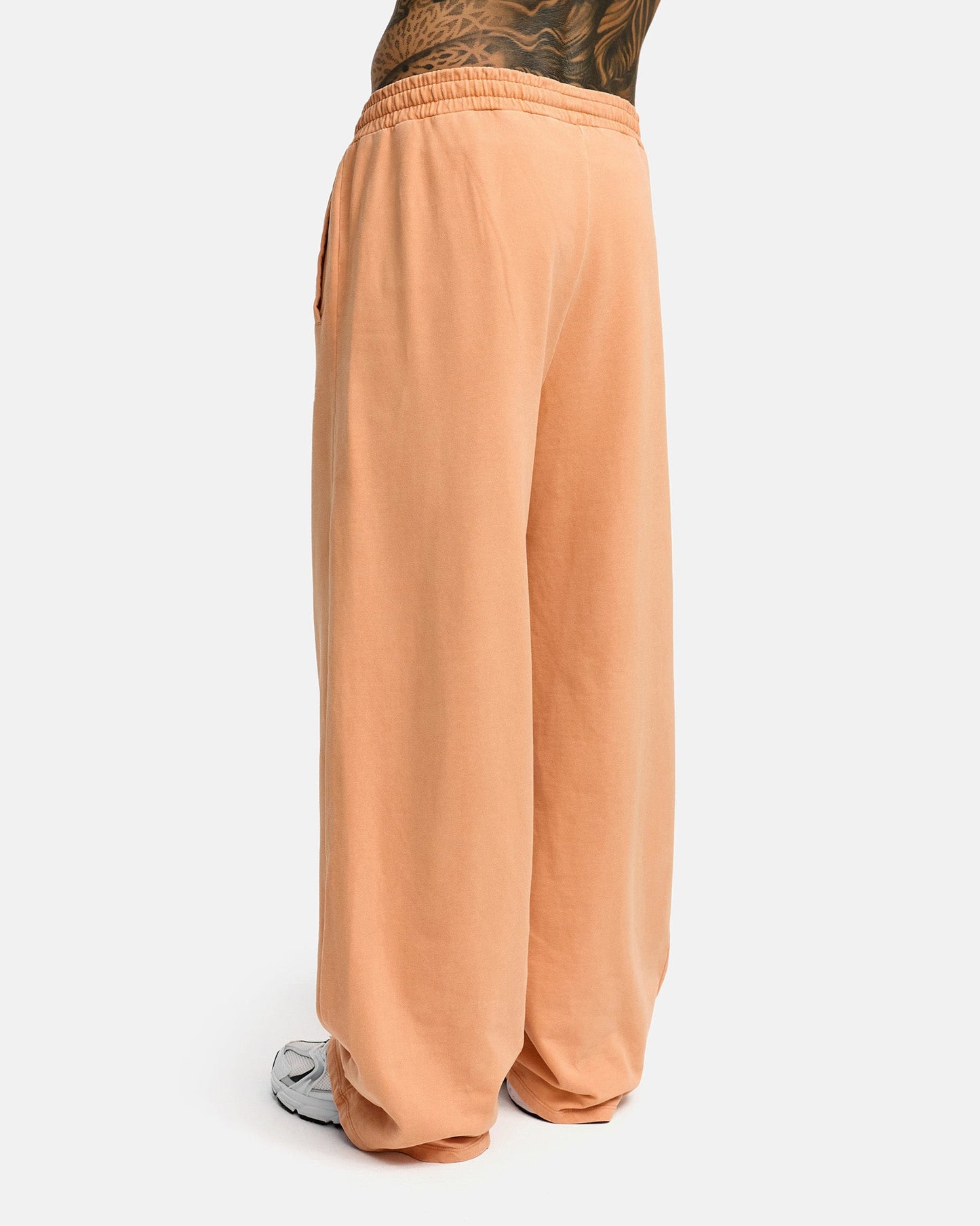 Signature Wide Leg Jogger Men