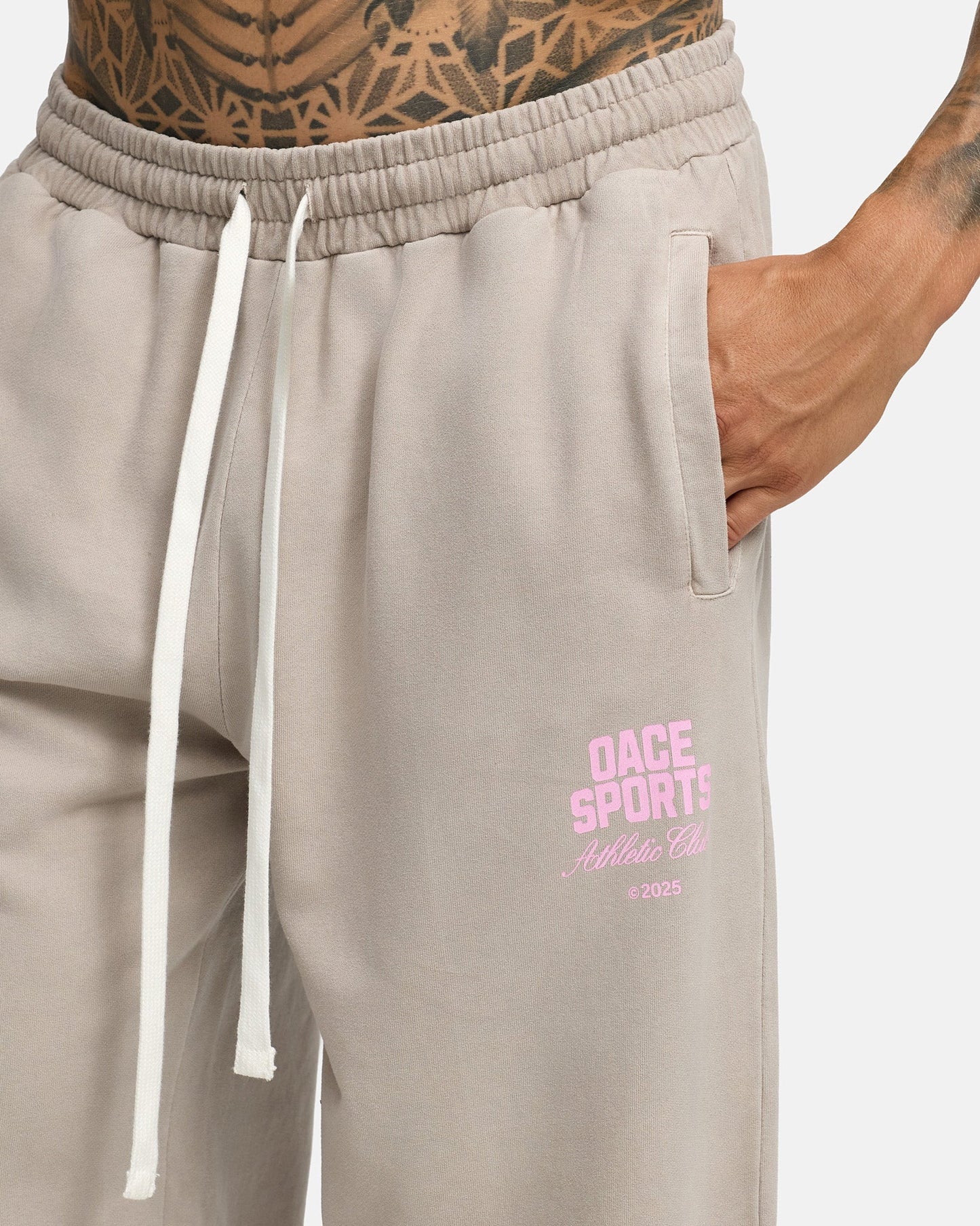 Signature Wide Leg Jogger Men