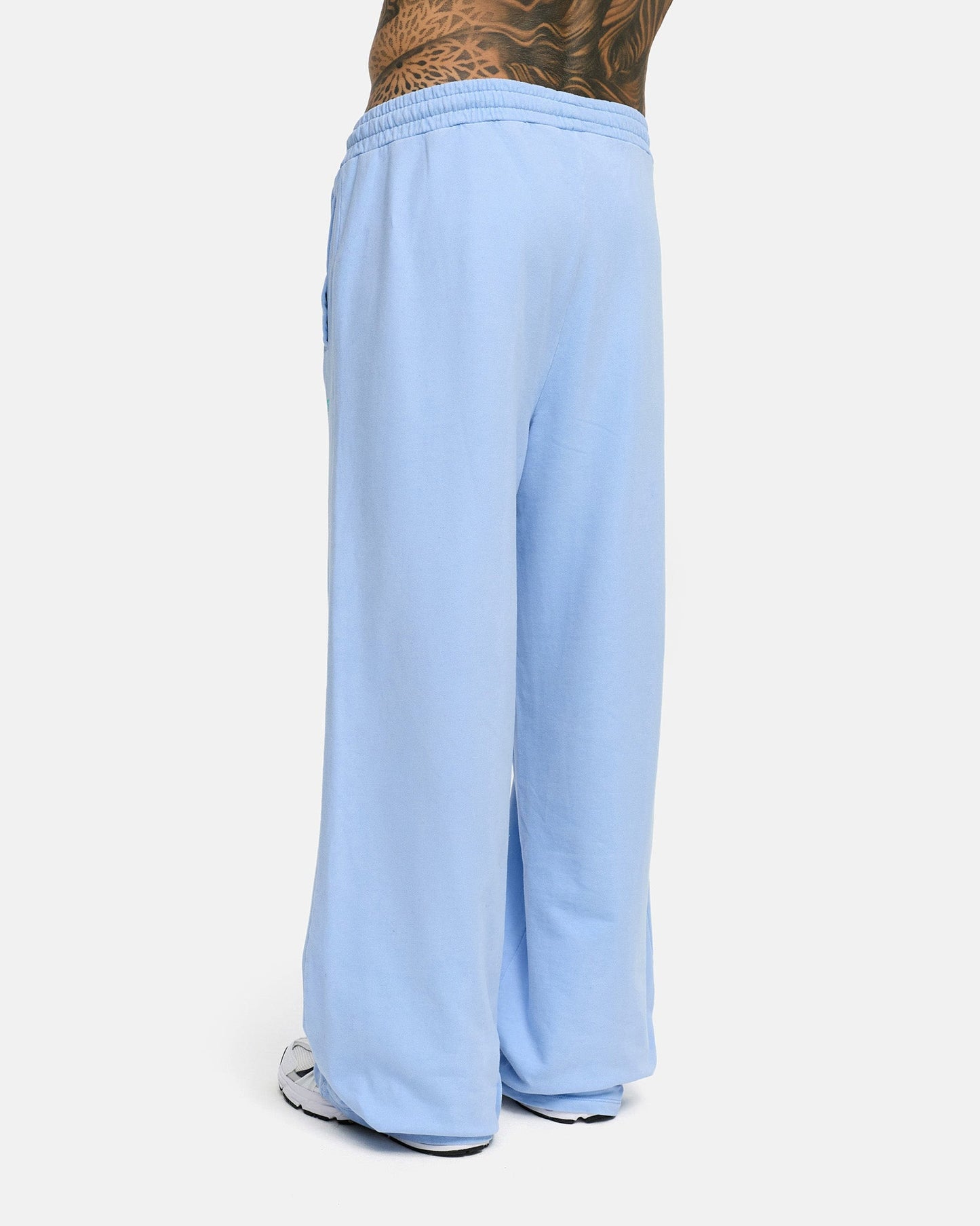Signature Wide Leg Jogger Men