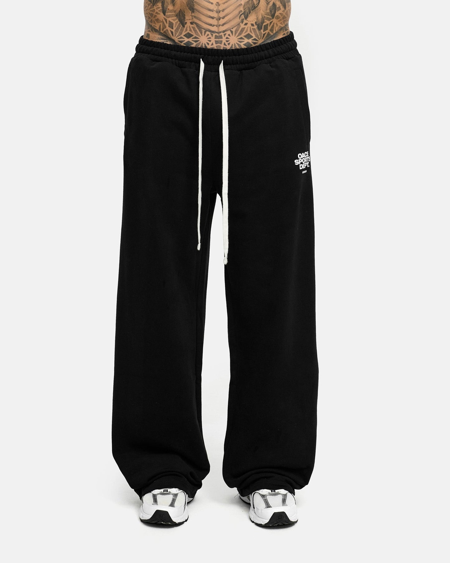 Signature Wide Leg Jogger Men