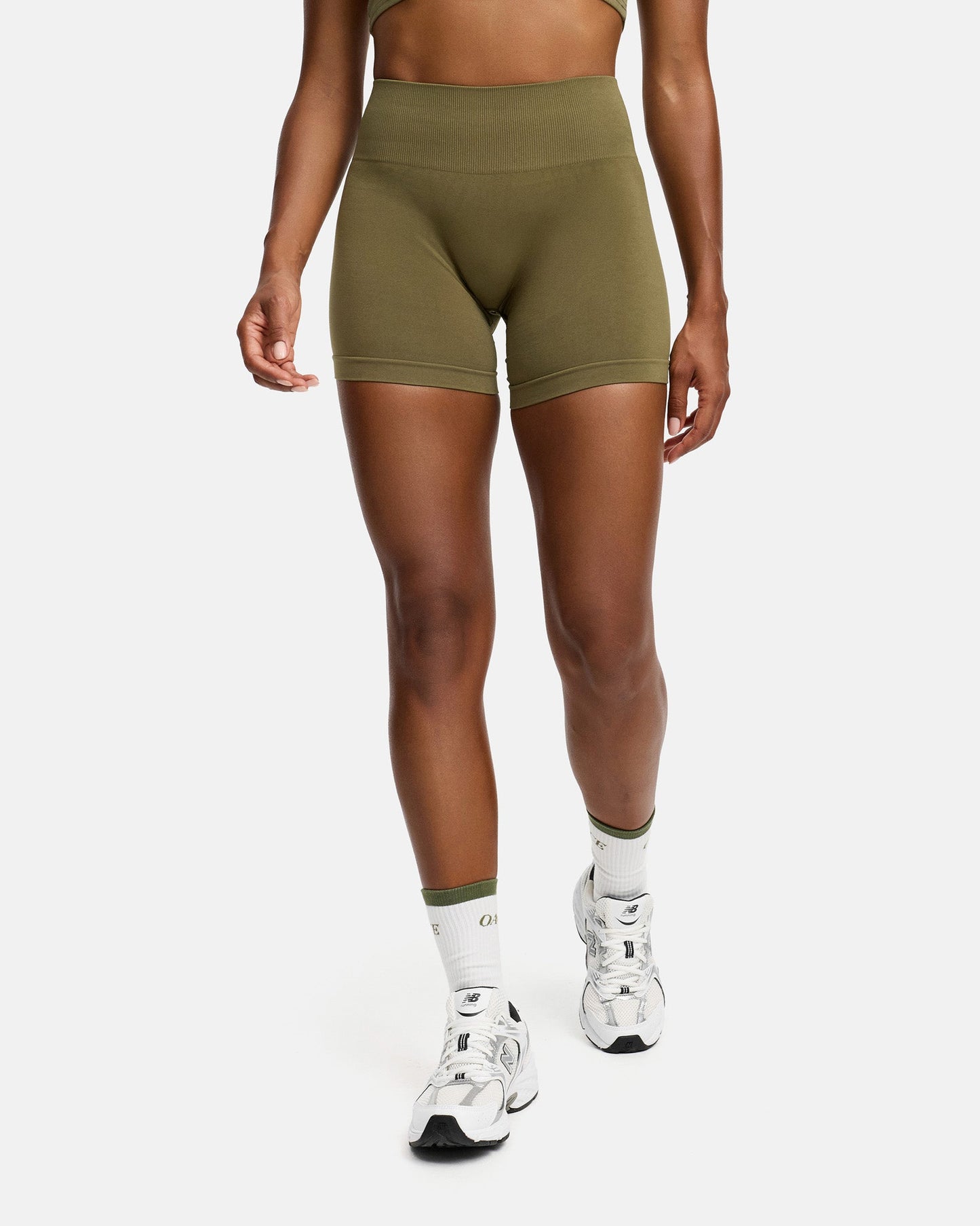 Appearance Contour Seamless Shorts