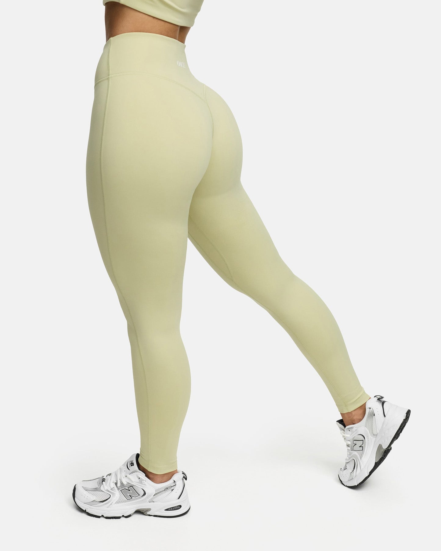 Aura Nylon Leggings (Outlet)