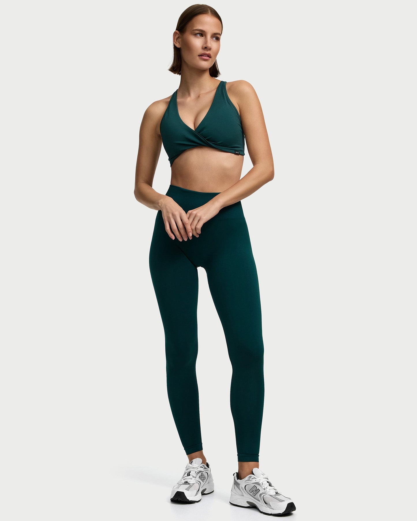 Appearance Twisted Nylon Bra (Outlet)