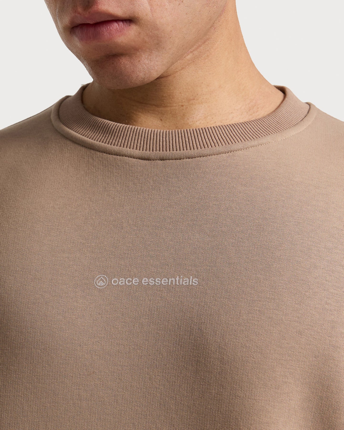 essentials Sweater (Outlet)