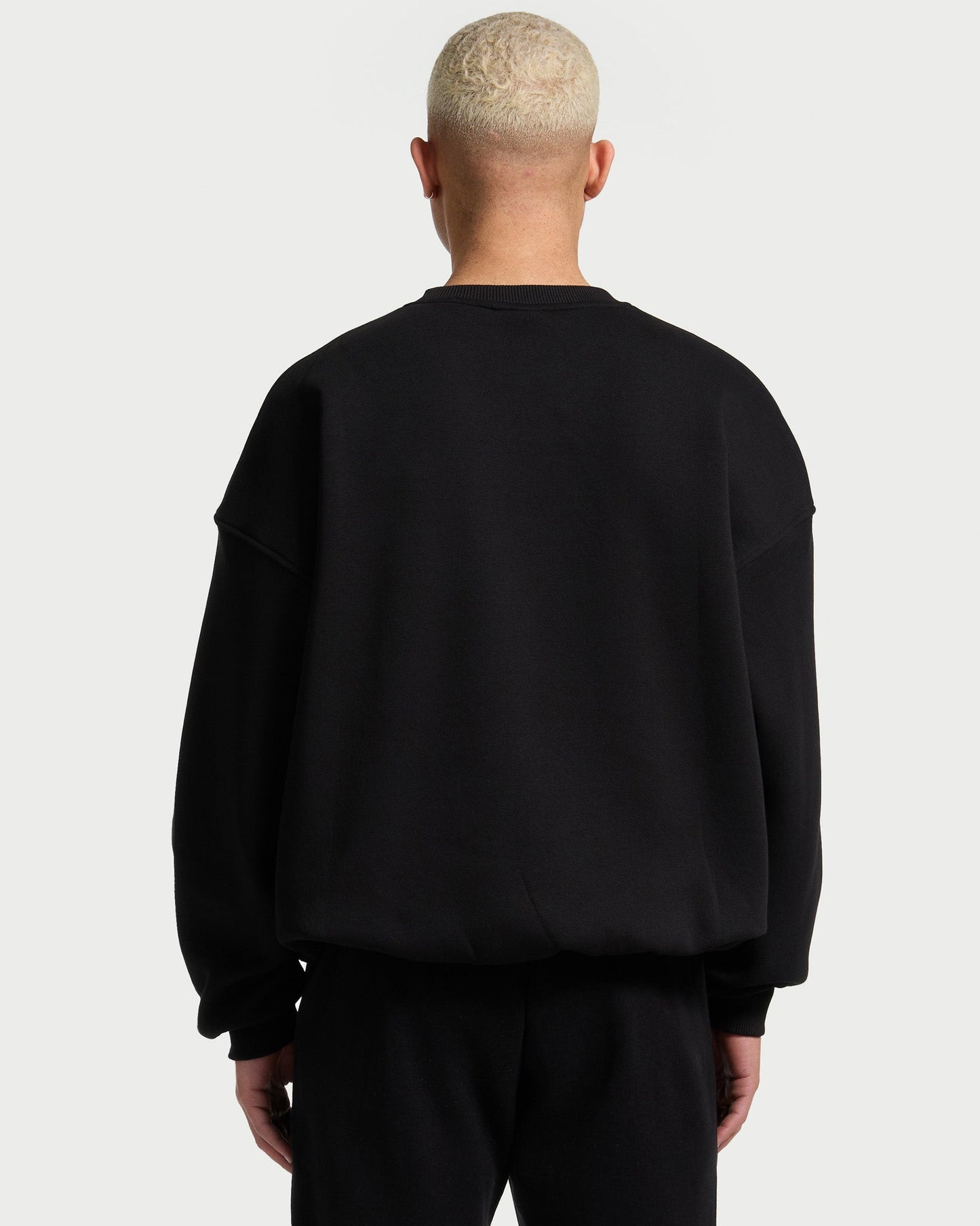 essentials Sweater (Outlet)