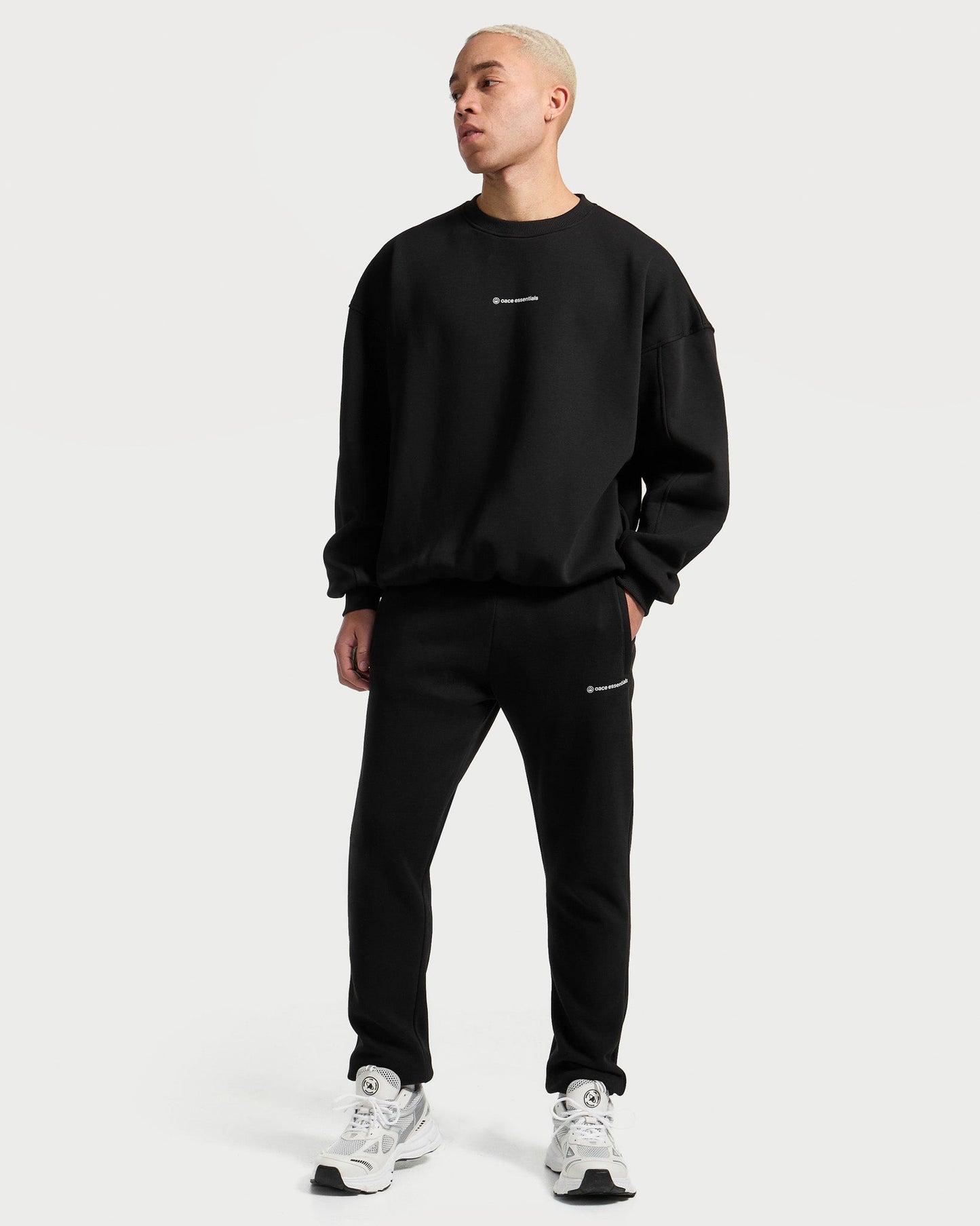 essentials Sweater (Outlet)