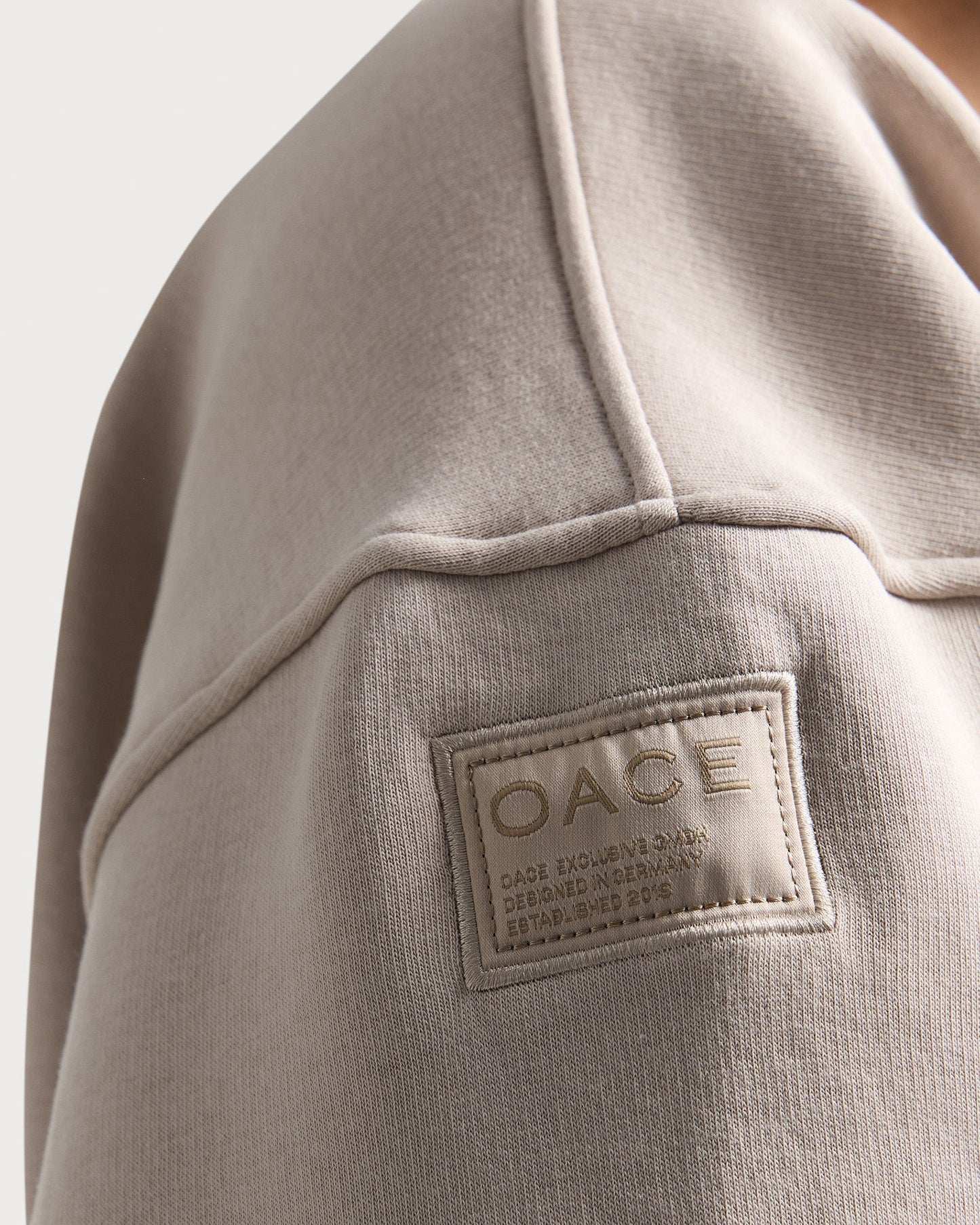 essentials Sweater (Outlet)