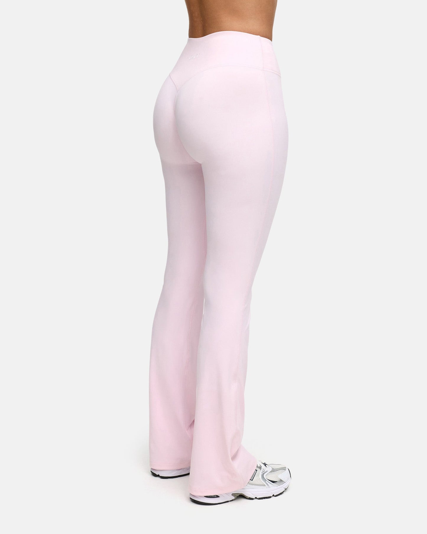Aura Nylon Flared Leggings (Outlet)
