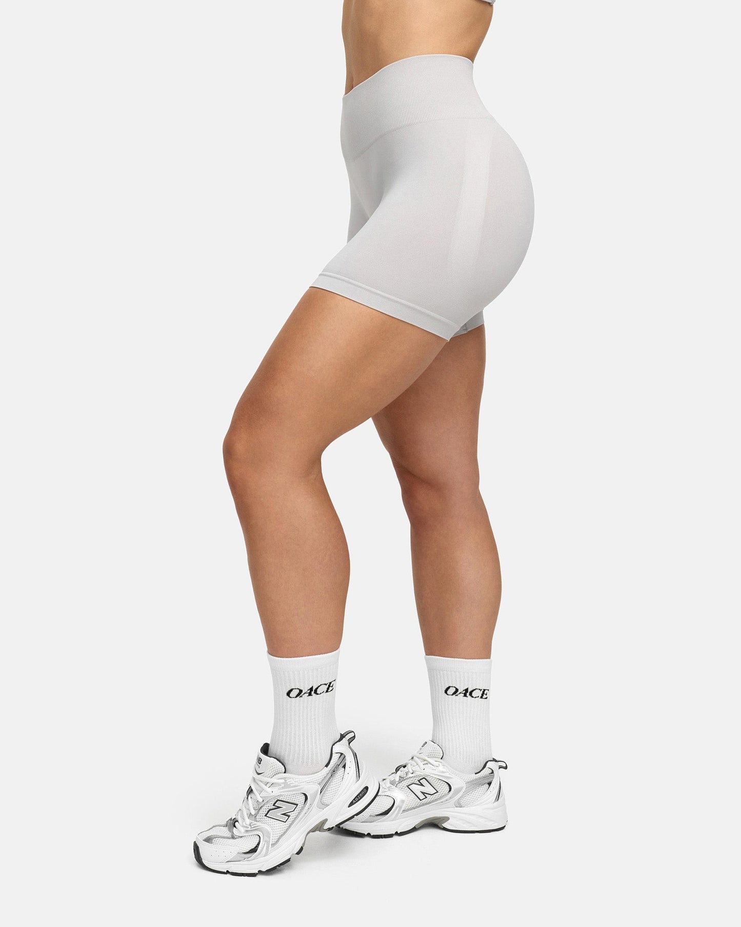 Appearance Contour Seamless Shorts