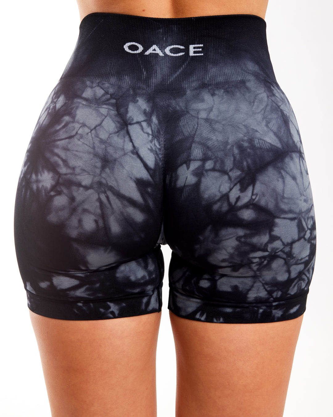 Alive Batik Shorts (Outlet)