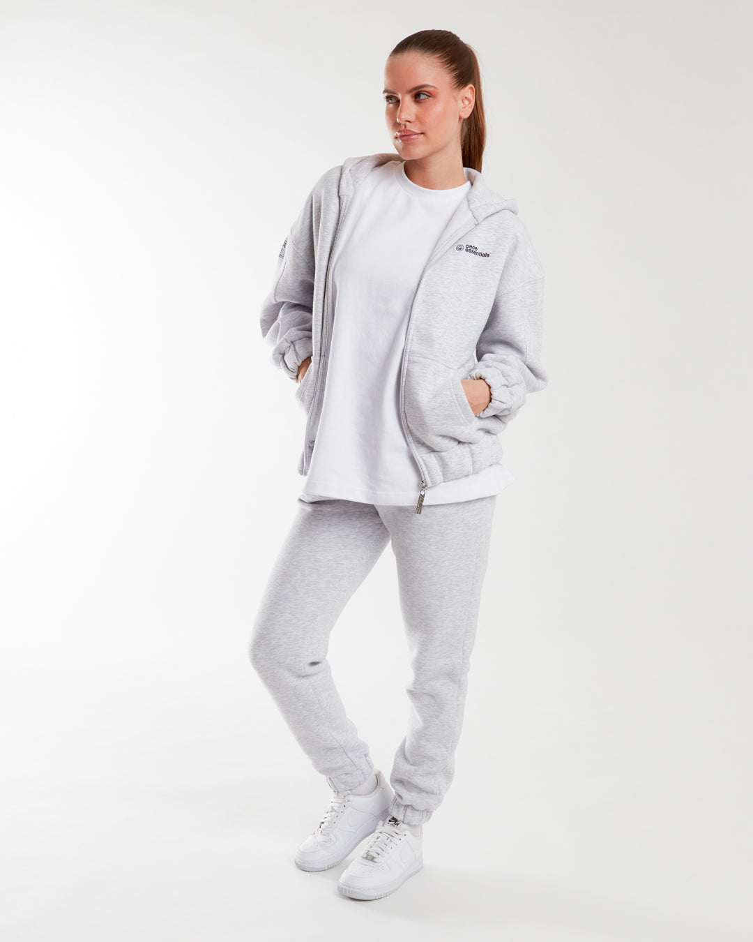 essentials Oversized Zip Jacket Women (Outlet)