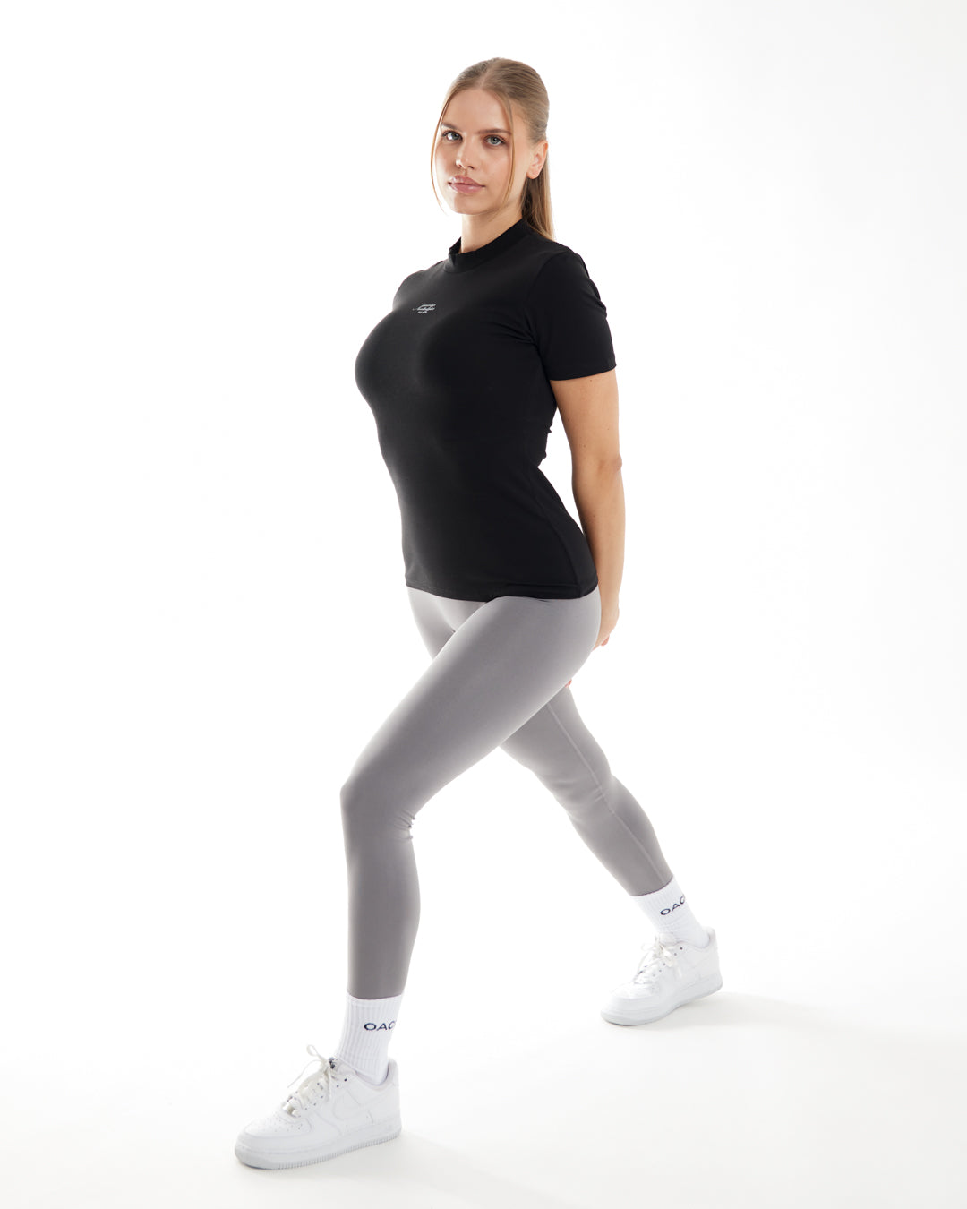 Nostalgia Tight T-Shirt (Outlet)